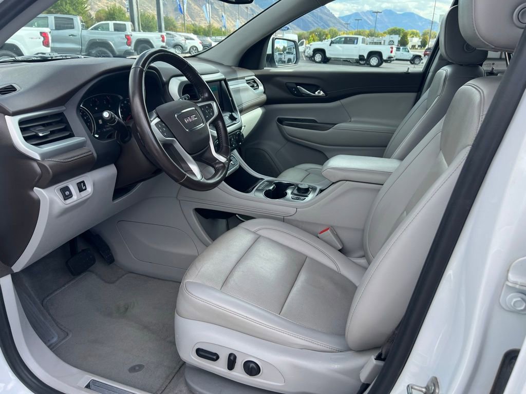 Used 2021 GMC Acadia SLT image 24