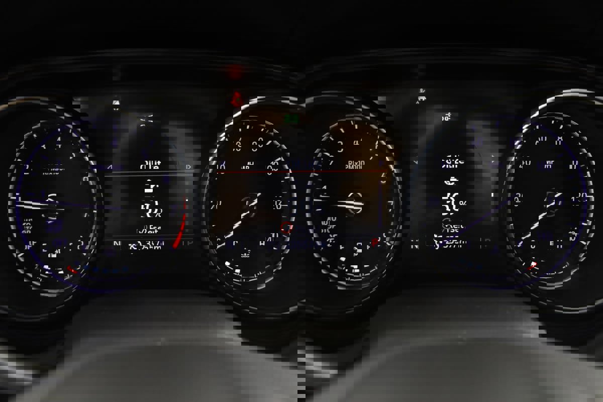 Used 2023 Buick Encore GX Select w/ Safety Package II image 17