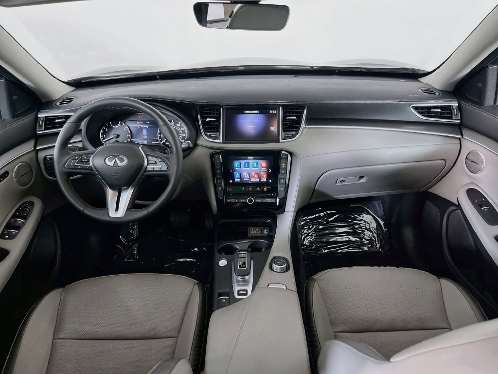 Used 2023 INFINITI QX50 Luxe AWD/4WD image 11