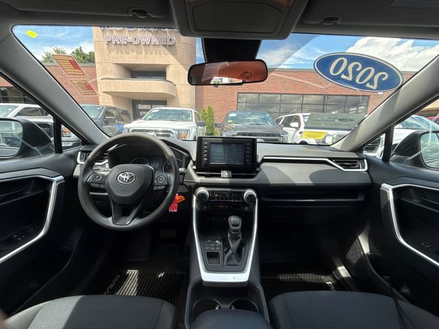 Used 2019 Toyota RAV4 LE AWD/4WD image 21