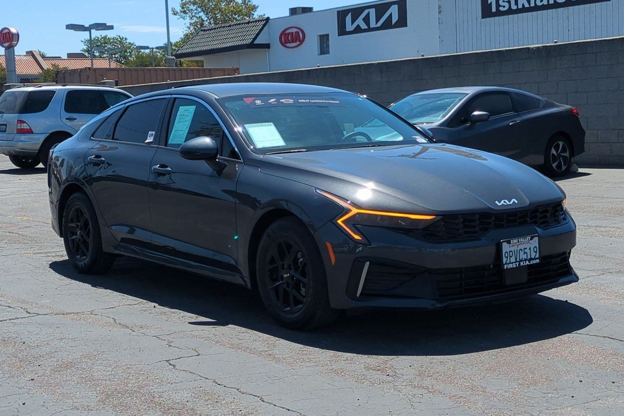 Certified 2025 Kia K5 LXS FWD image 3