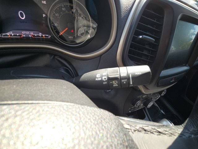 Used 2015 Jeep Cherokee Limited AWD/4WD image 19
