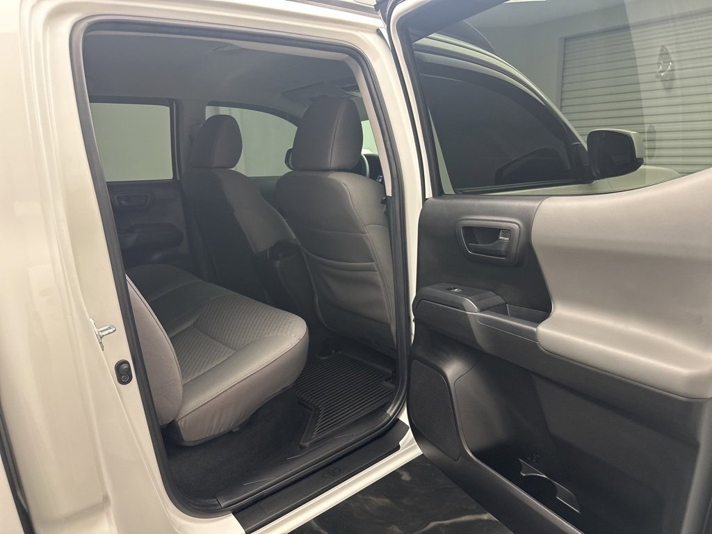 Used 2022 Toyota Tacoma SR image 7