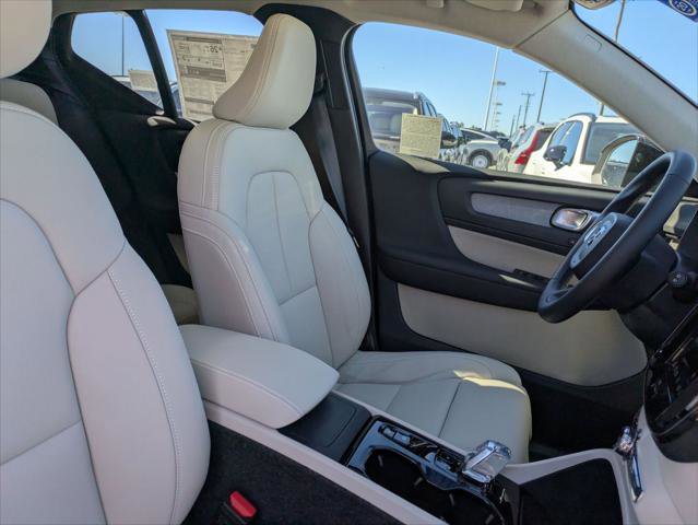 New 2026 Volvo XC40 B5 Ultra w/ Climate Package image 14
