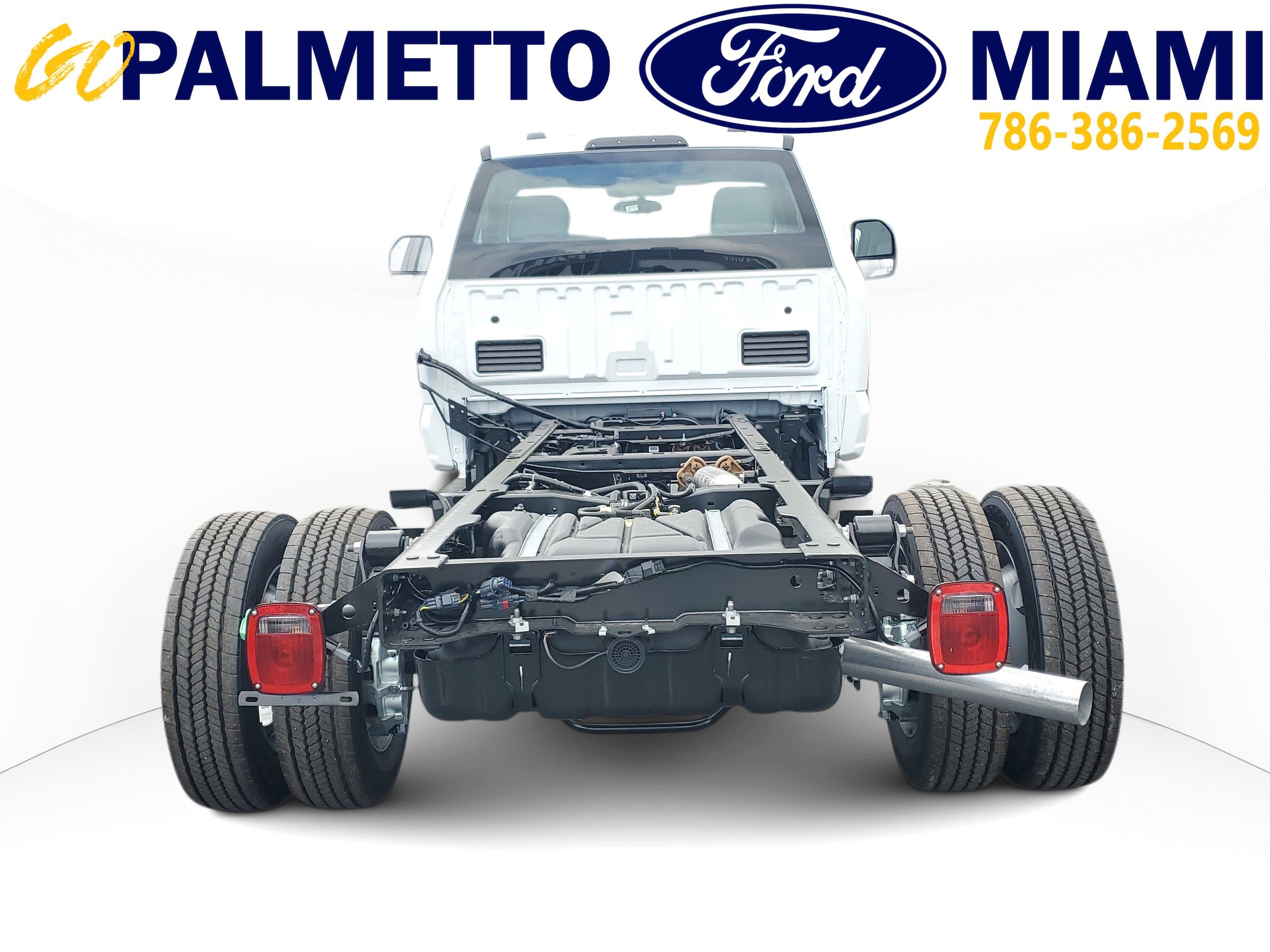 New 2026 Ford F550 2WD Regular Cab Super Duty w/ XL Chrome Package image 5