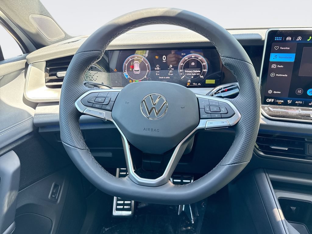 New 2026 Volkswagen Tiguan SE R-Line AWD/4WD image 11