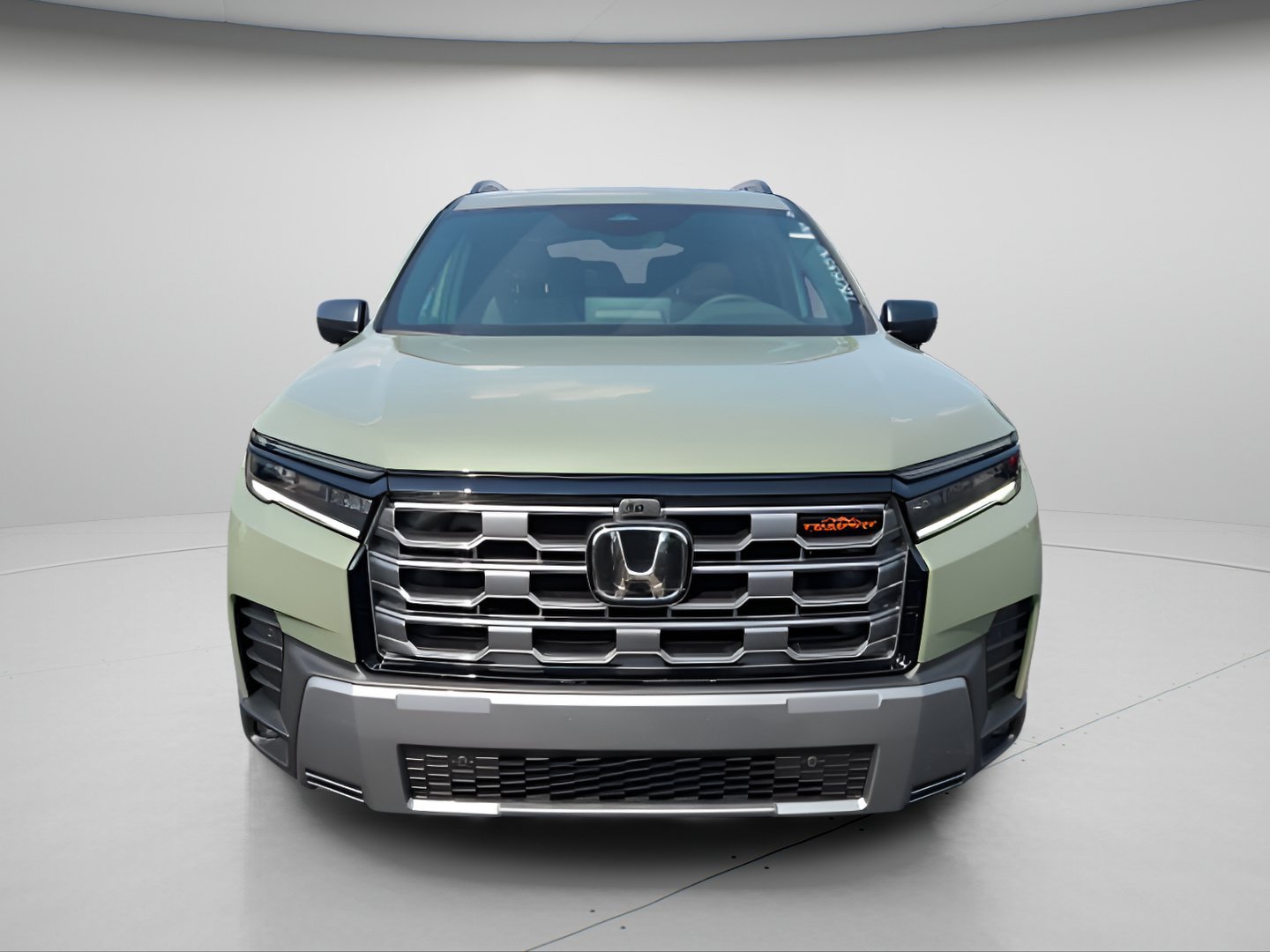 New 2026 Honda Pilot TrailSport image 2