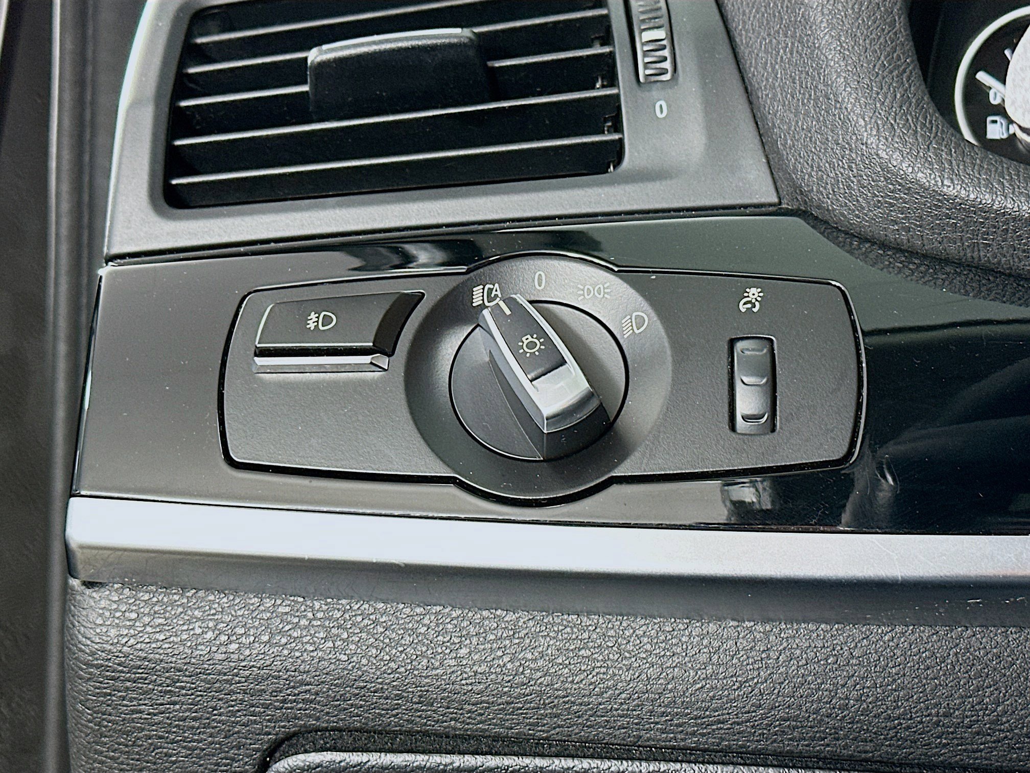 Used 2017 BMW X3 xDrive35i image 10