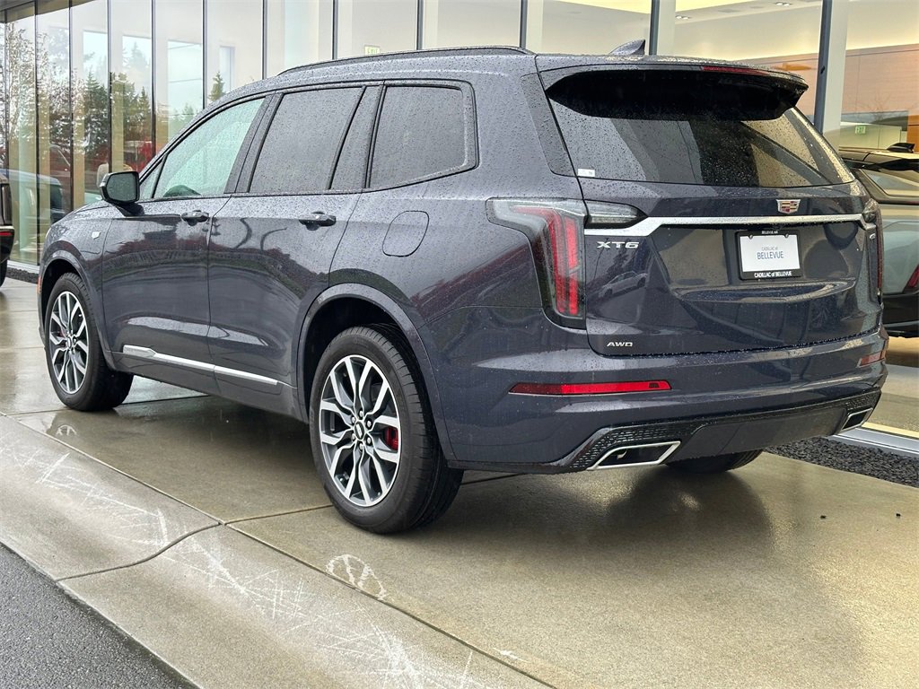 New 2025 Cadillac XT6 Sport w/ Technology Package image 3