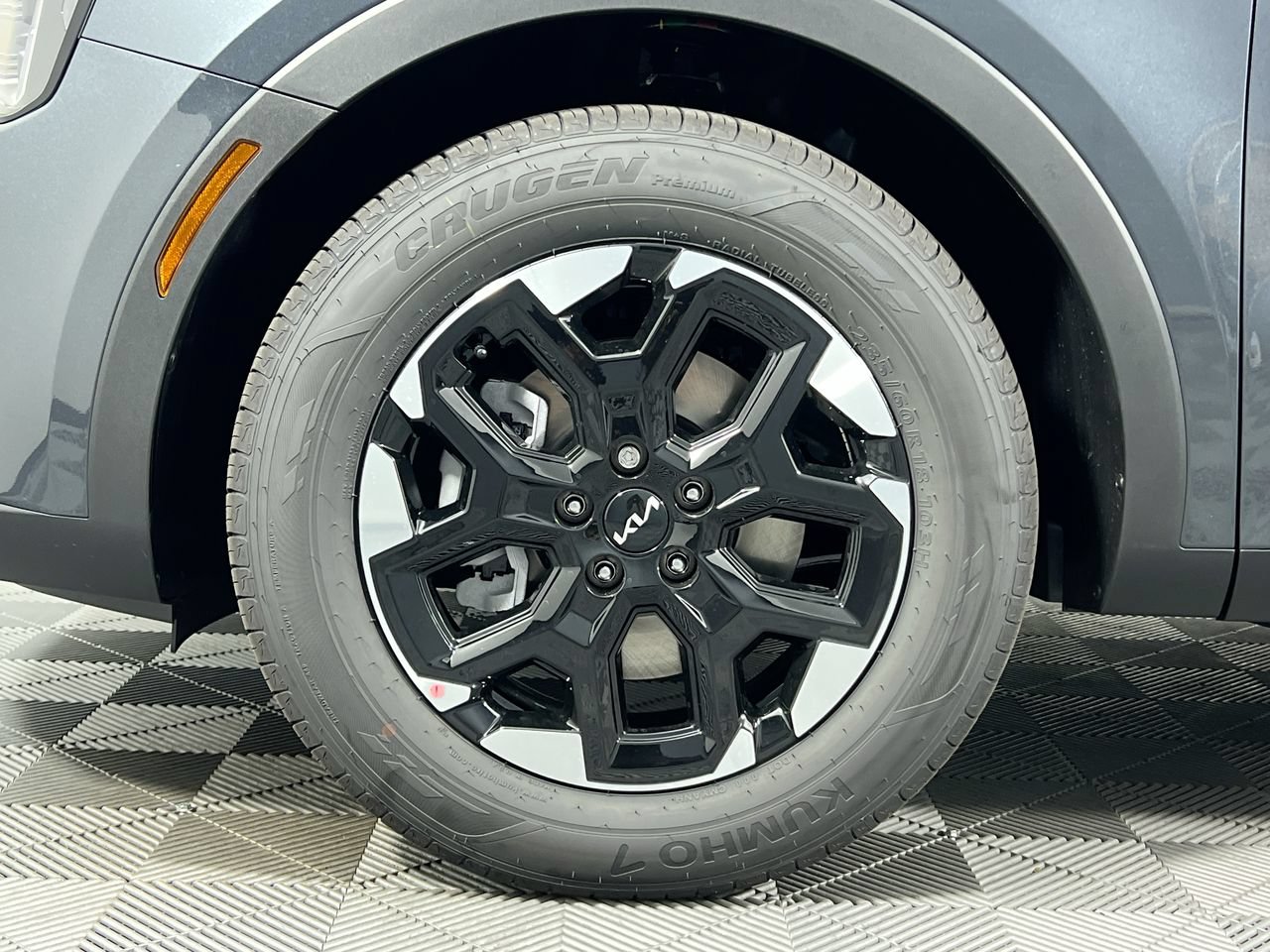 New 2026 Kia Sorento S FWD image 12