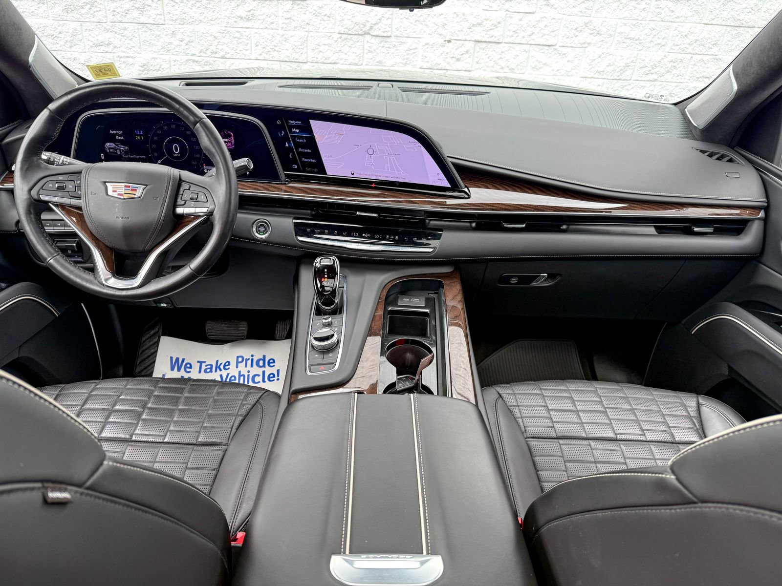 Certified 2022 Cadillac Escalade Premium Luxury Platinum w/ Heavy-Duty Trailer Package image 35