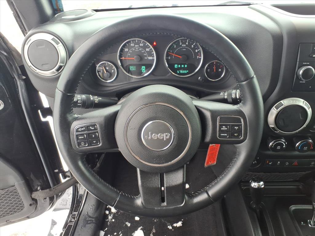 Used 2018 Jeep Wrangler Unlimited Sahara w/ Connectivity Group image 14