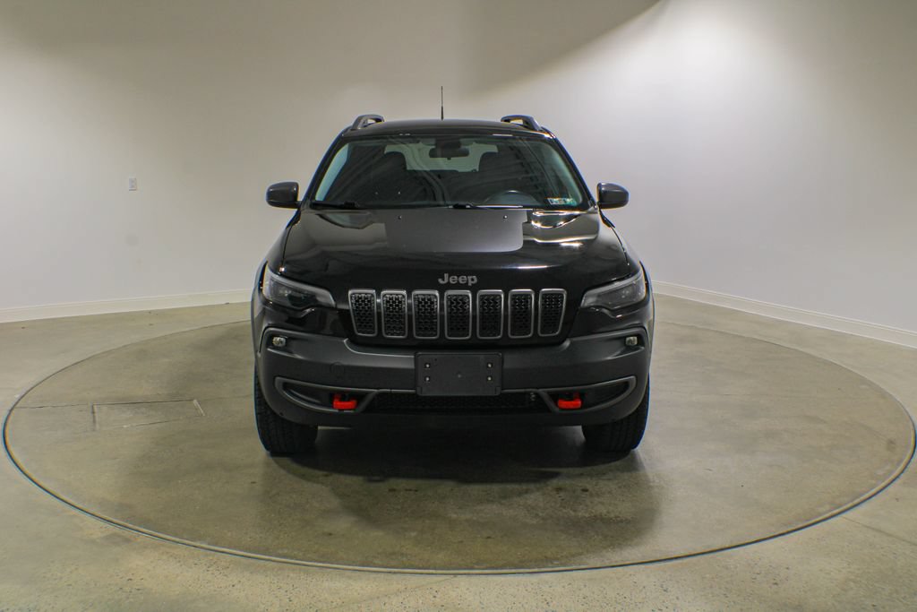 Used 2020 Jeep Cherokee Trailhawk AWD/4WD image 2