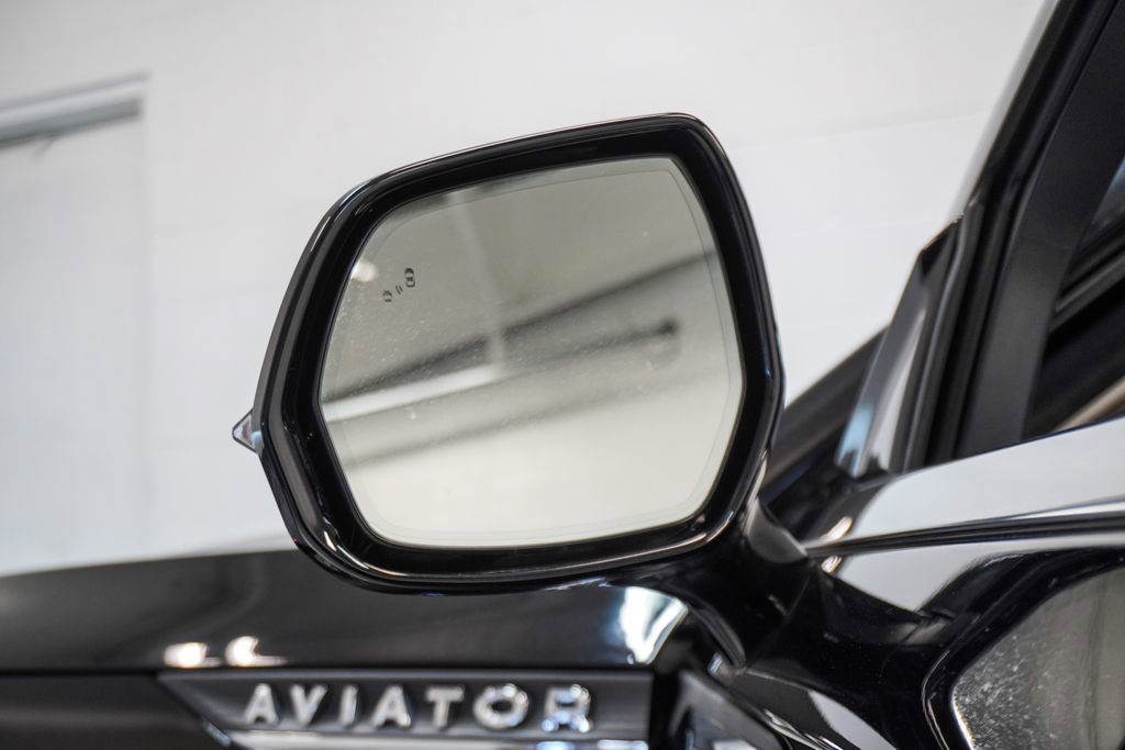Used 2024 Lincoln Aviator Reserve AWD/4WD image 46