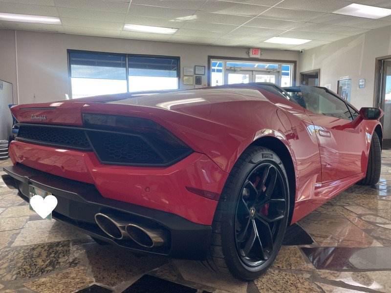 Used 2019 Lamborghini Huracan LP 580-2 RWD image 6