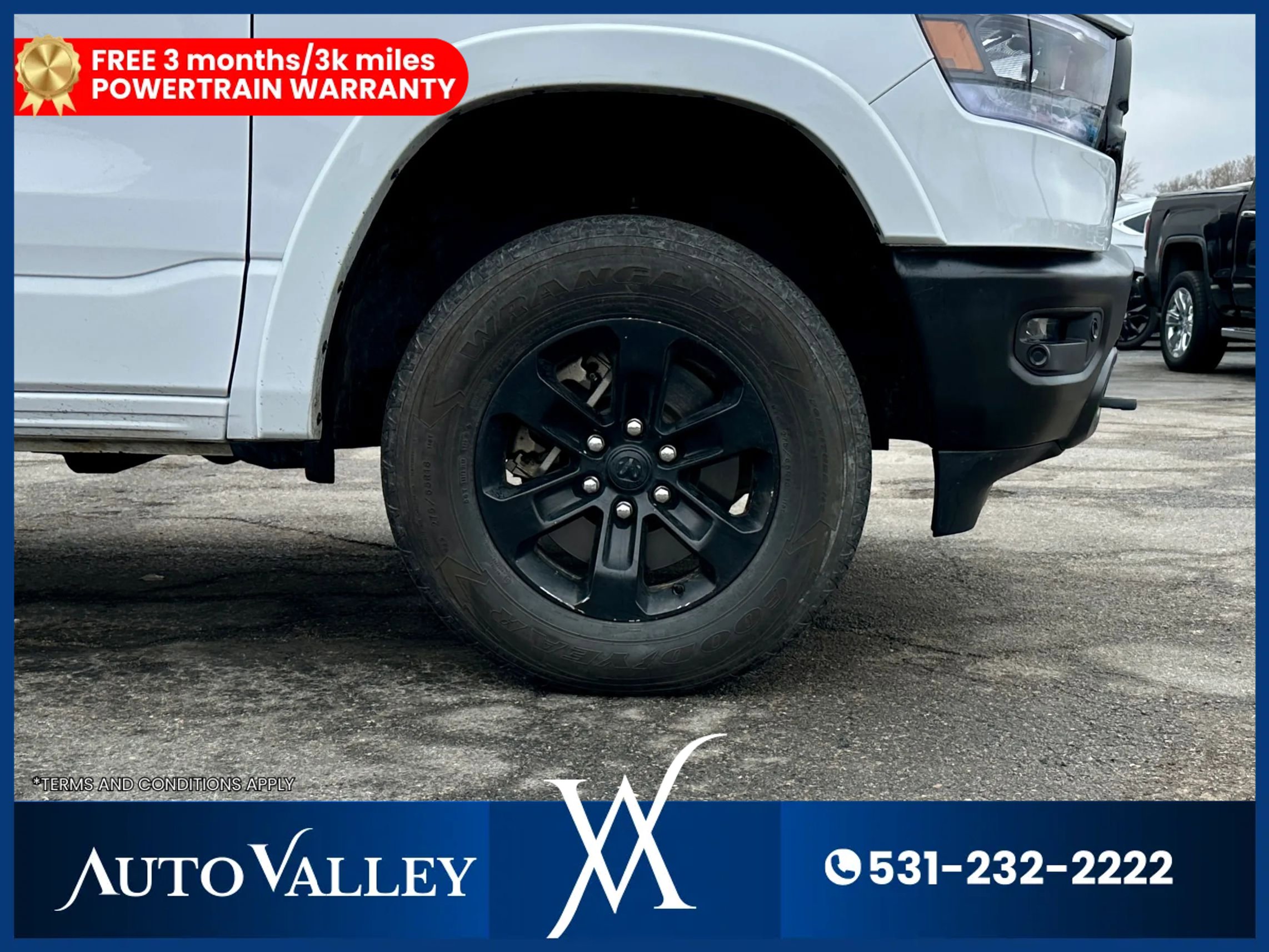 Used 2021 RAM 1500 Big Horn w/ Built-to-serve Edition image 9