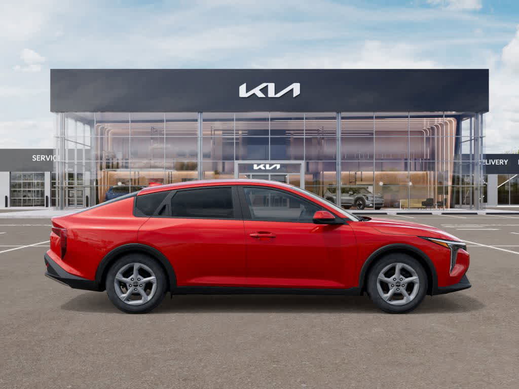 New 2025 Kia K4 LXS image 7