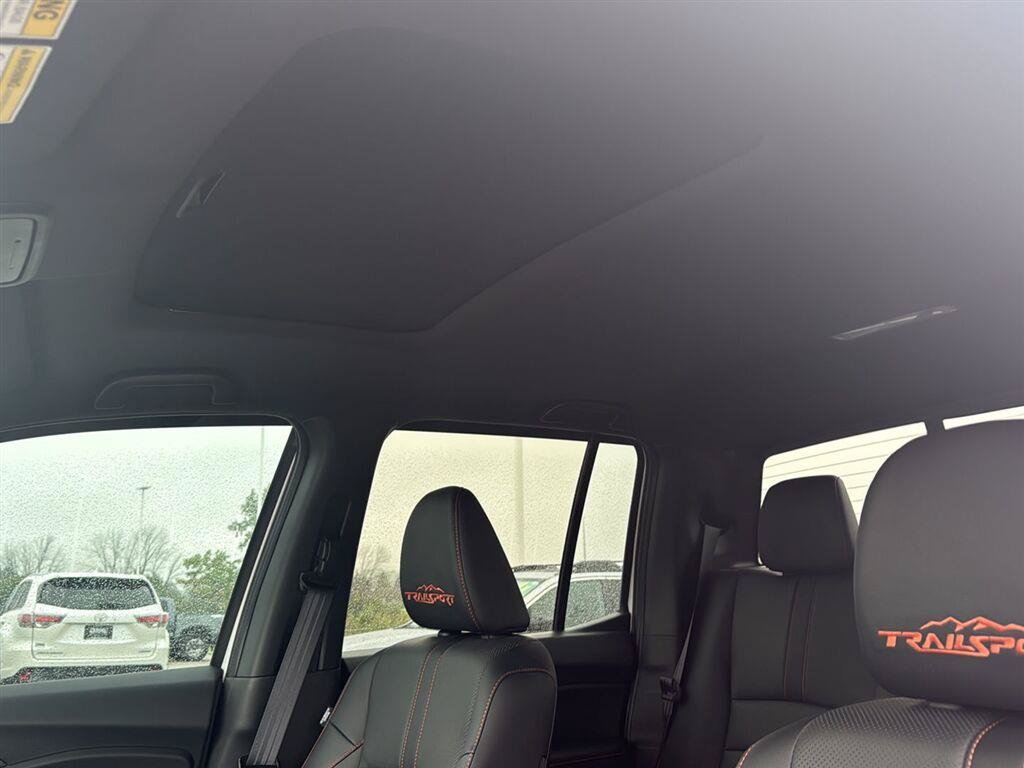Used 2025 Honda Ridgeline TrailSport+ image 12