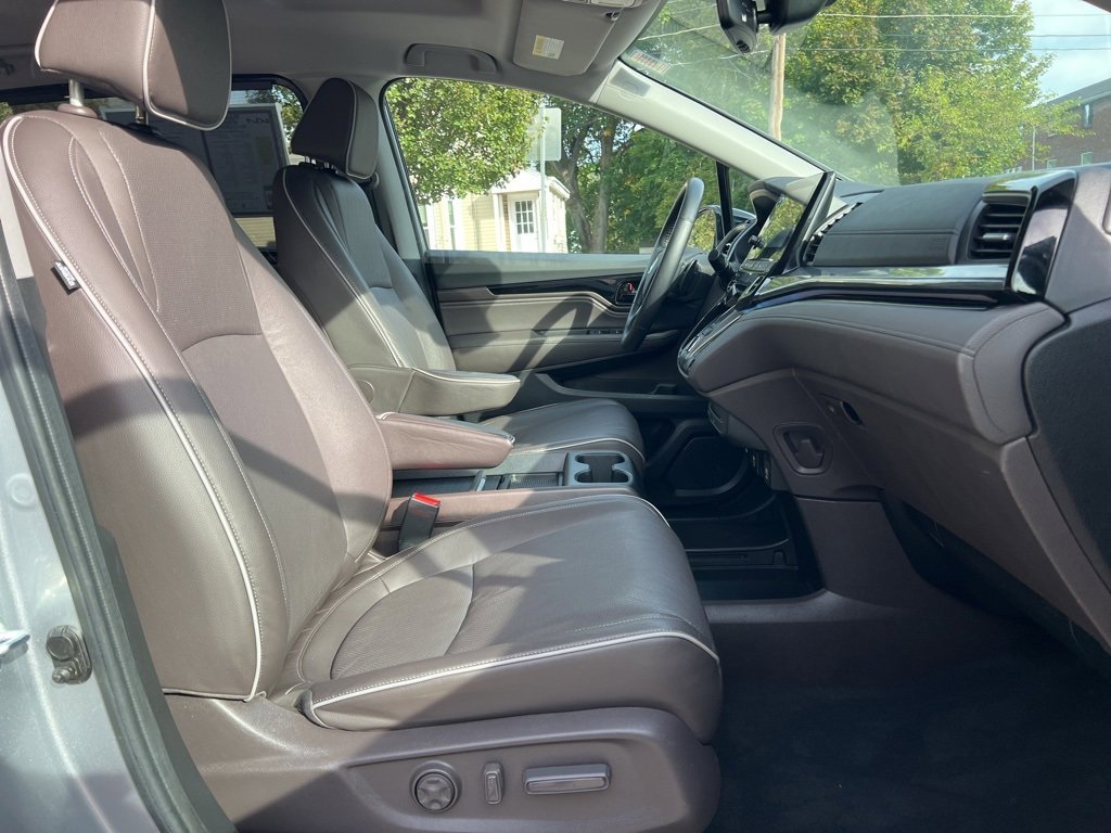 Used 2023 Honda Odyssey Elite image 25
