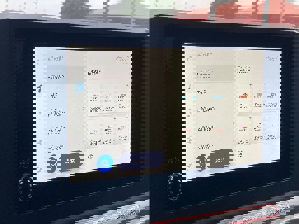 Certified 2025 Toyota Tacoma SR5 image 20