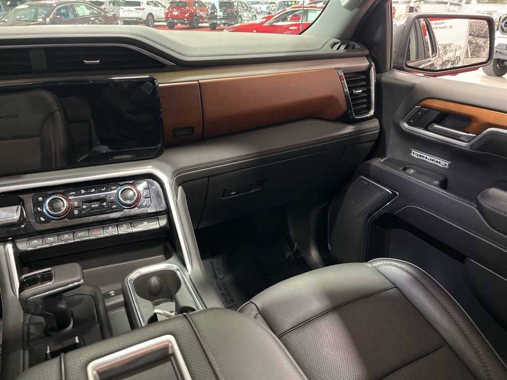 Used 2022 GMC Sierra 1500 Denali w/ Denali Reserve Package image 28