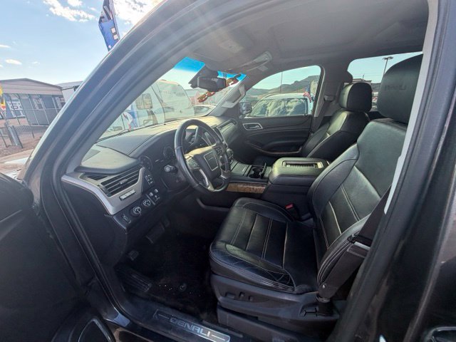Used 2015 GMC Yukon Denali w/ Premium Package AWD/4WD image 10