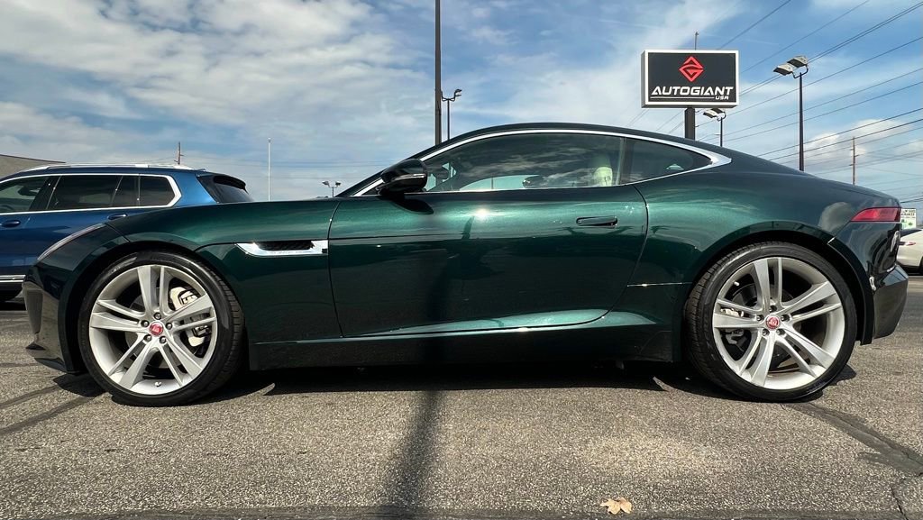 Used 2016 Jaguar F-TYPE Coupe image 3