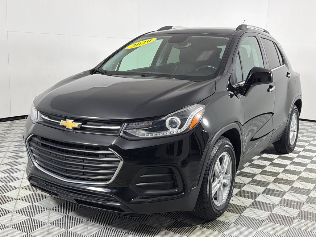 Used 2020 Chevrolet Trax LT w/ Driver Confidence Package image 8