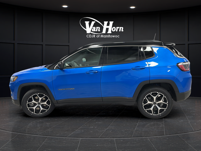 Used 2025 Jeep Compass Limited AWD/4WD image 4