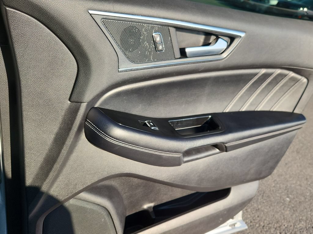 Used 2018 Ford Edge Sport w/ Equipment Group 401A AWD/4WD image 14