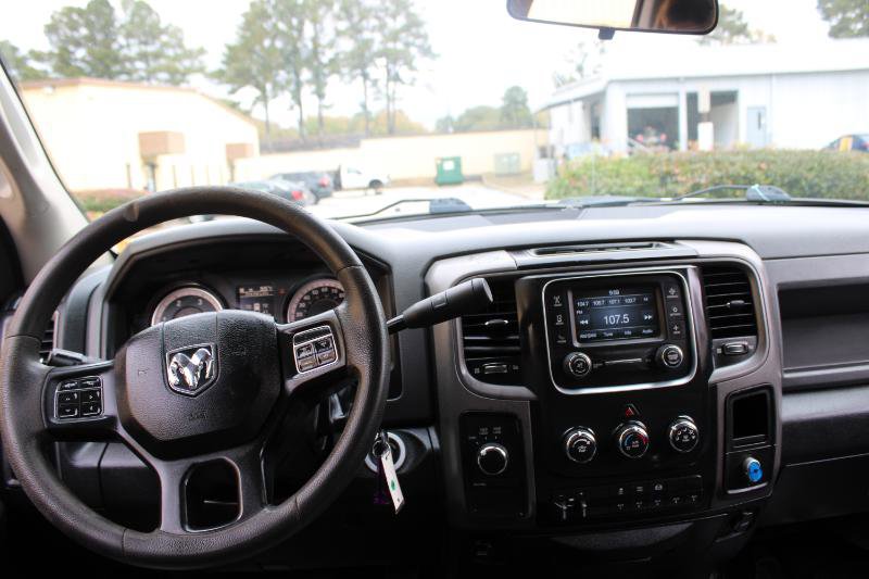 Used 2018 RAM 2500 Tradesman image 9