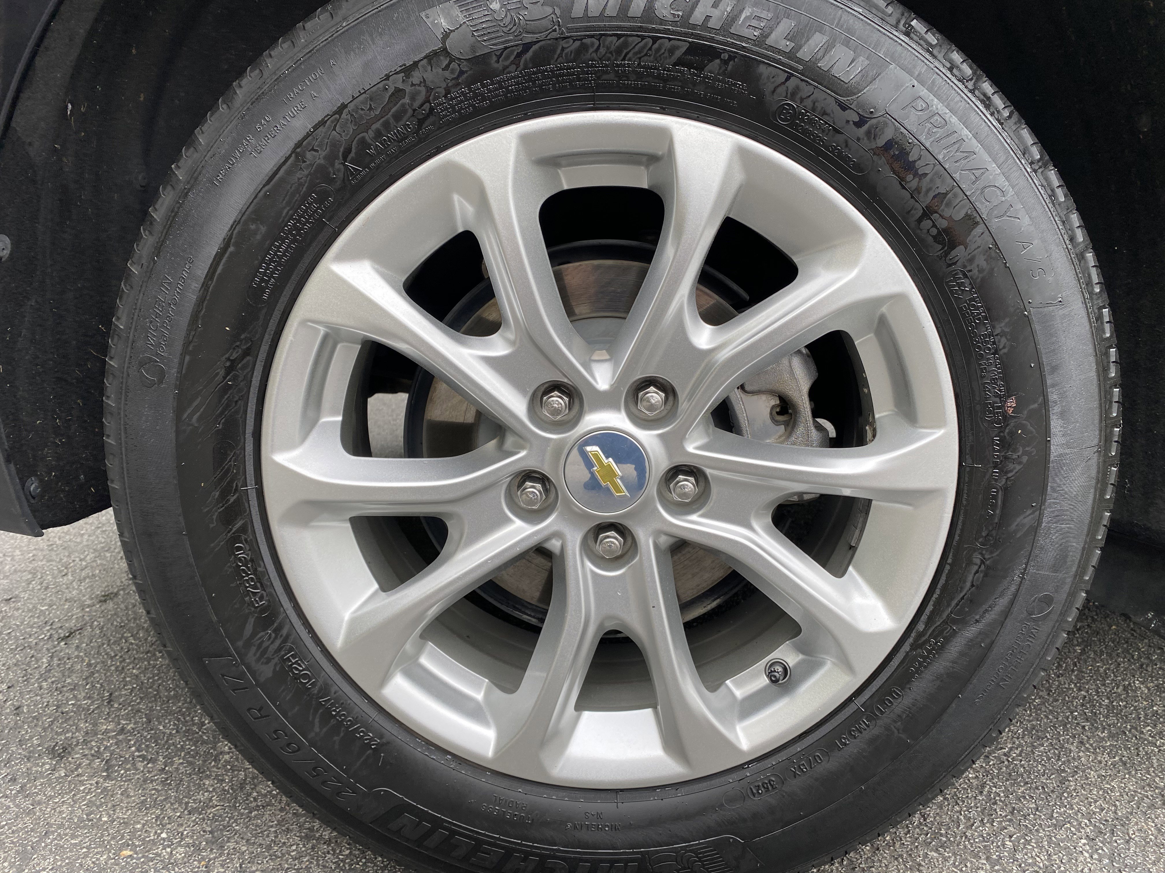 Used 2021 Chevrolet Equinox LS w/ LS Convenience Package image 37