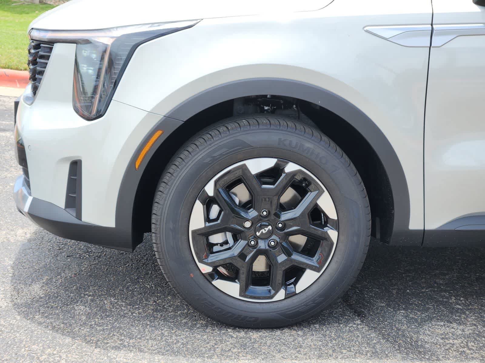 New 2026 Kia Sorento S FWD image 8