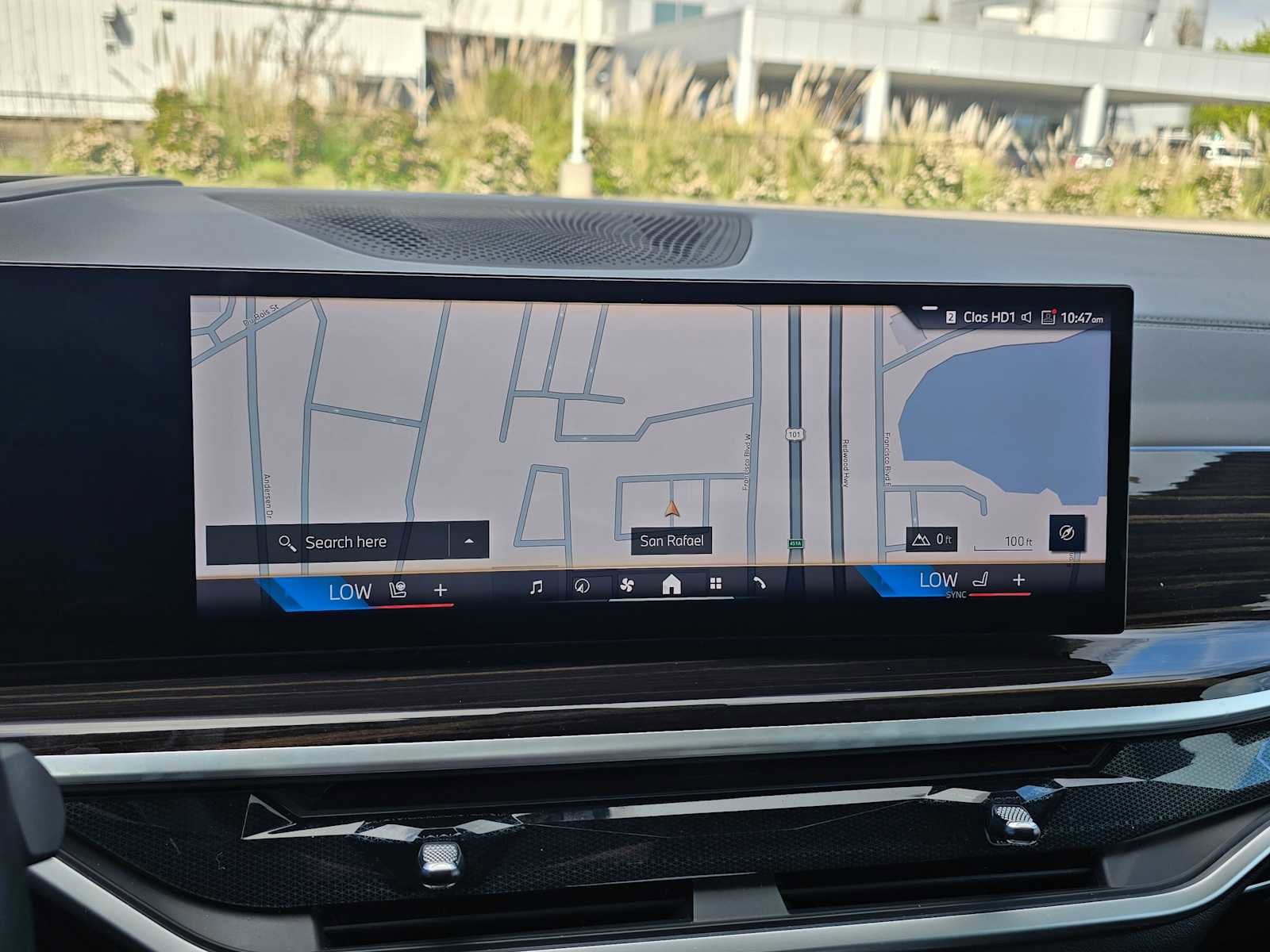 Used 2025 BMW X5 xDrive50e image 29