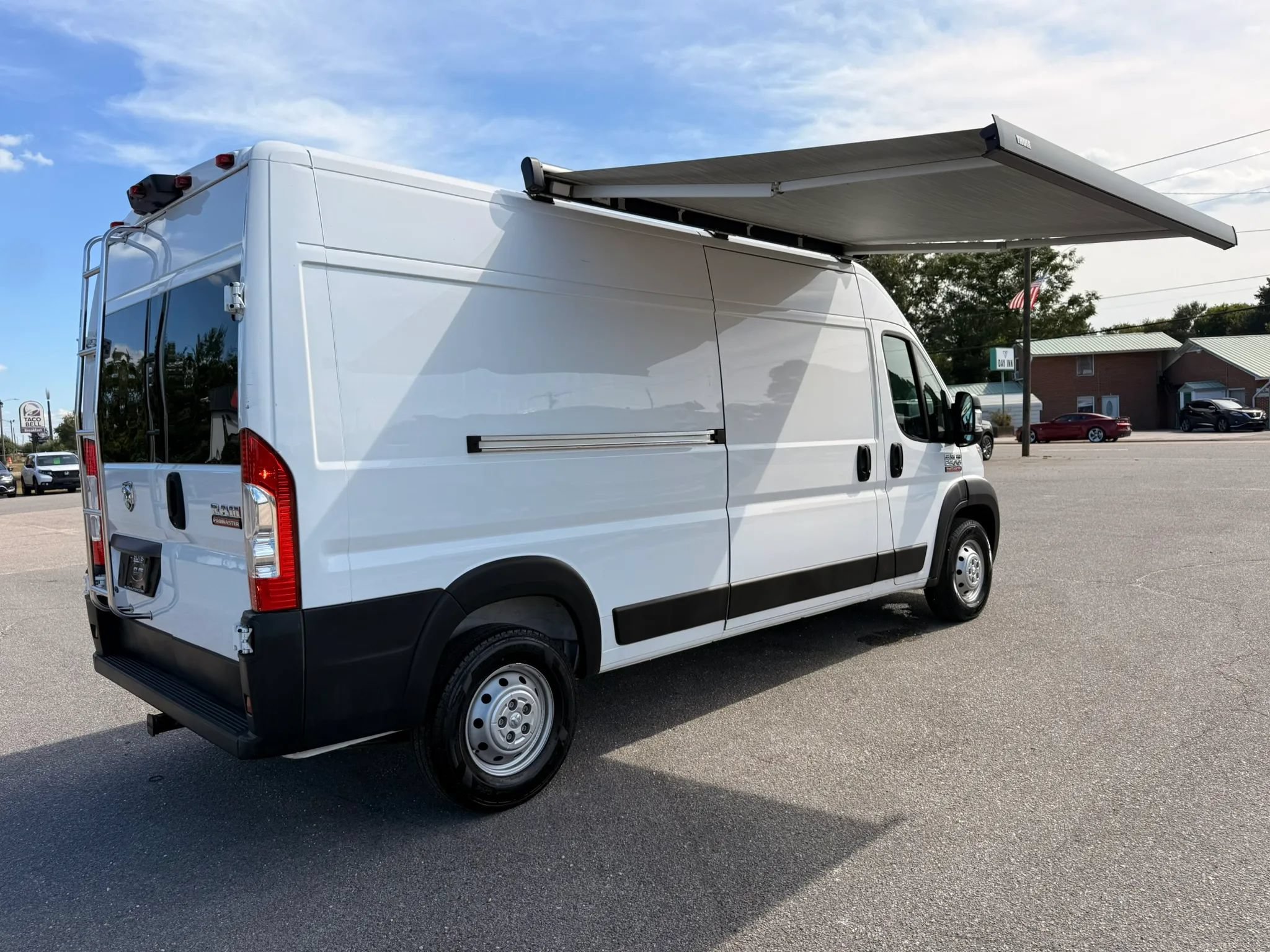 Used 2021 RAM ProMaster 2500 FWD image 24