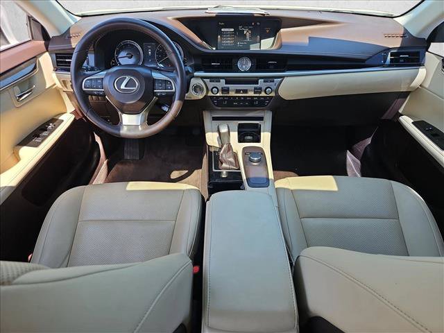 Used 2017 Lexus ES 350 w/ Accessory Package 2 FWD image 22