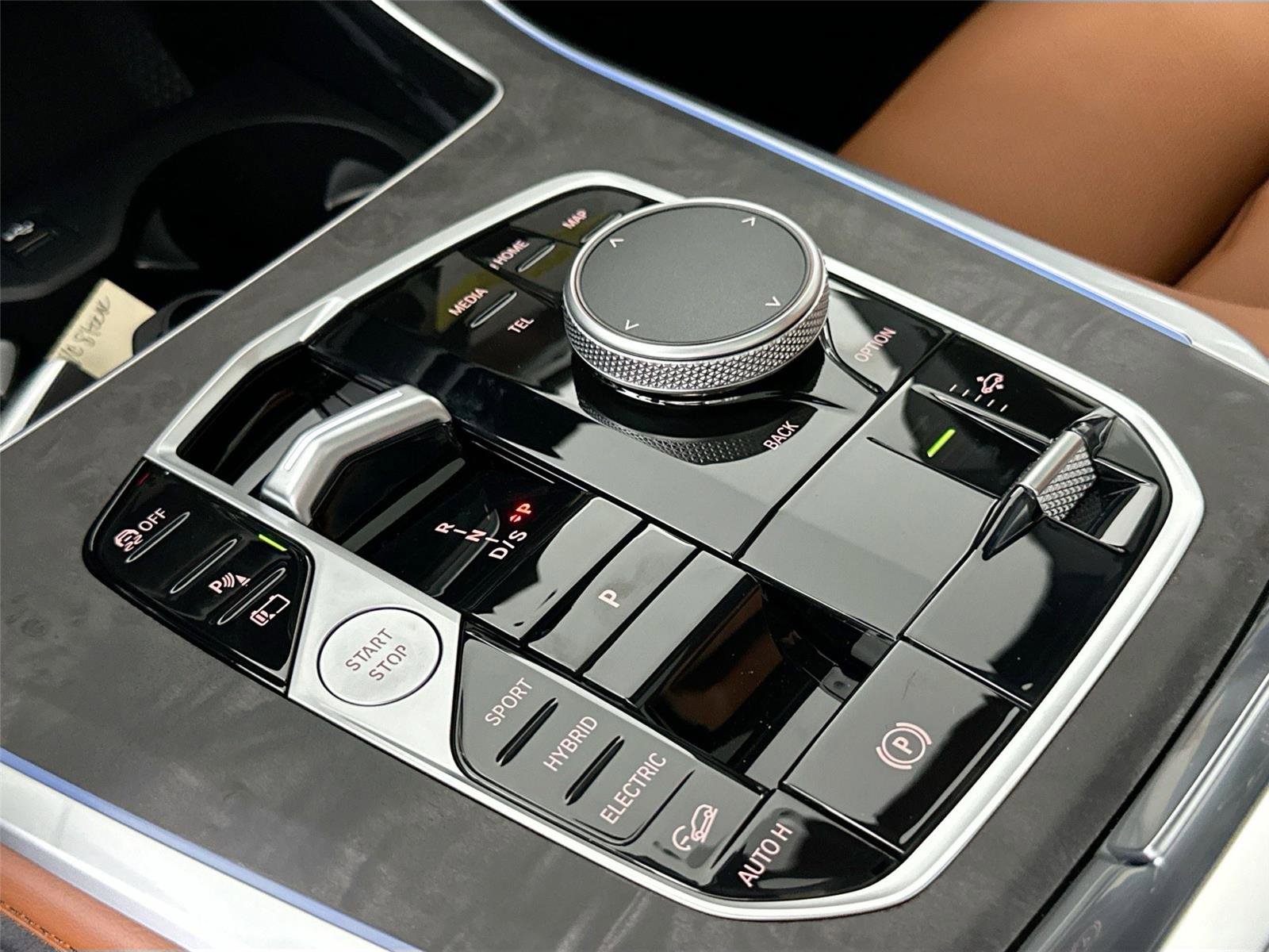 New 2026 BMW X5 xDrive50e AWD/4WD image 16