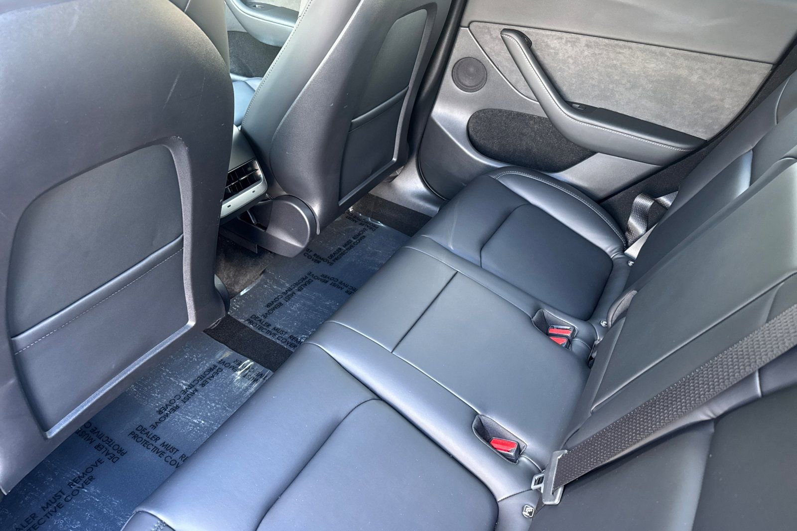 Used 2023 Tesla Model Y Long Range AWD/4WD image 12