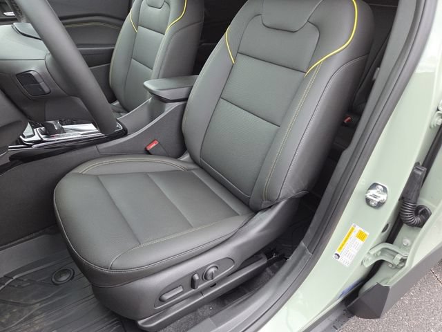New 2026 Chevrolet Trax ACTIV w/ Driver Confidence Package FWD image 21