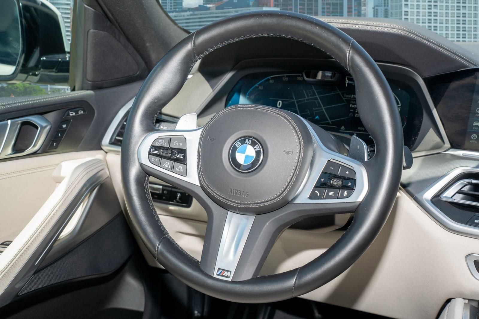 Used 2022 BMW X6 xDrive40i w/ M Sport Package AWD/4WD image 23