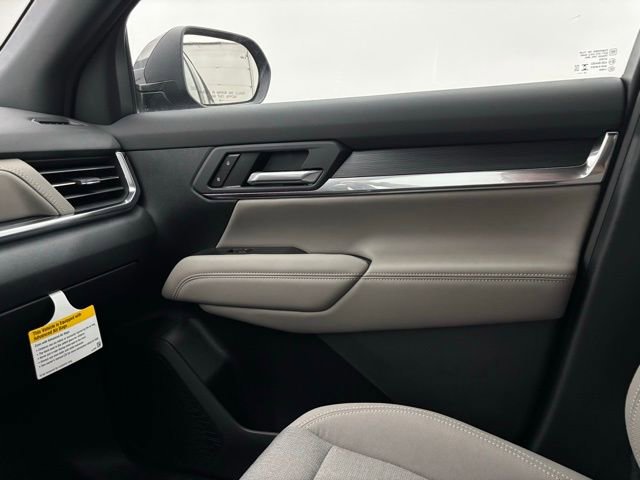 New 2026 GMC Terrain Elevation w/ Technology Package II AWD/4WD image 38