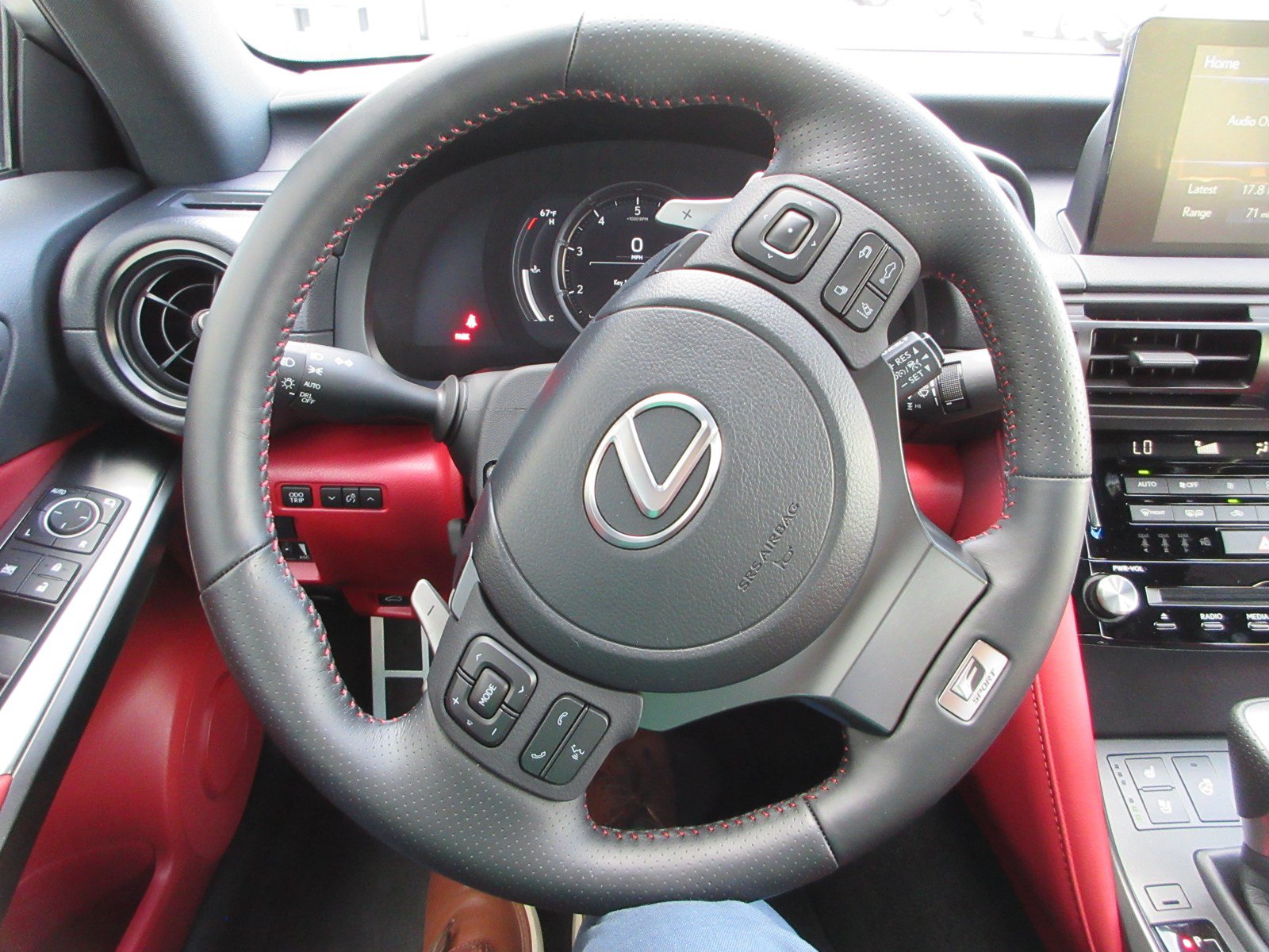 Used 2025 Lexus IS 500 RWD image 35