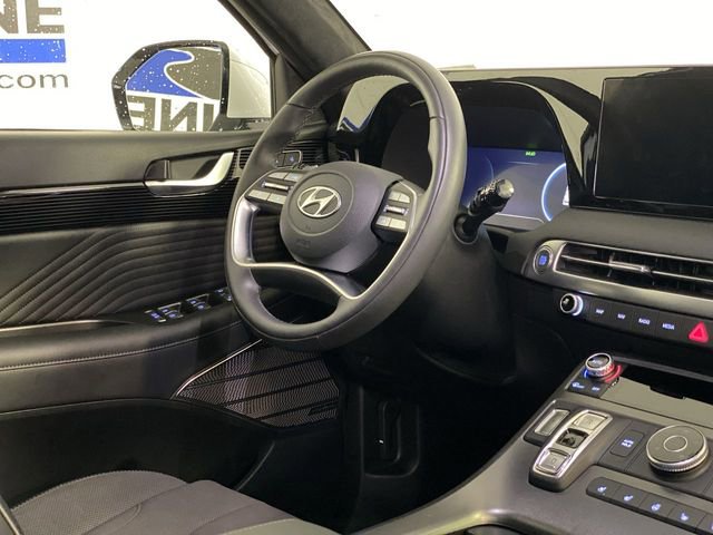 Used 2025 Hyundai Palisade Calligraphy image 14