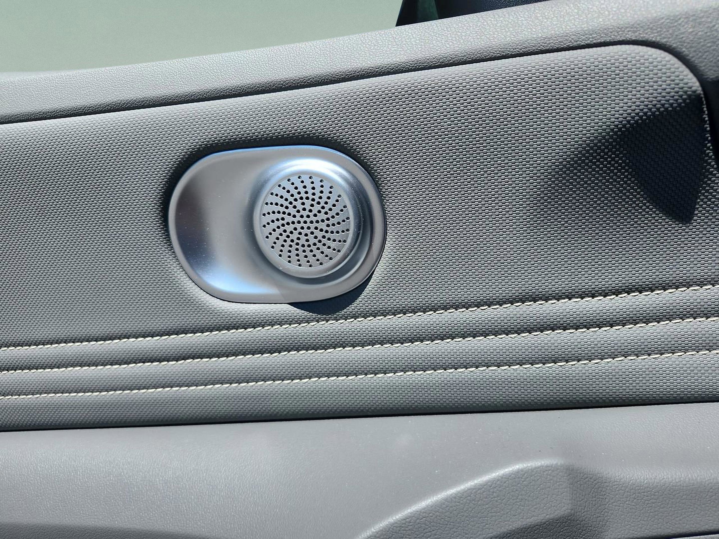 Used 2023 Hyundai Elantra SEL w/ Convenience Package image 19