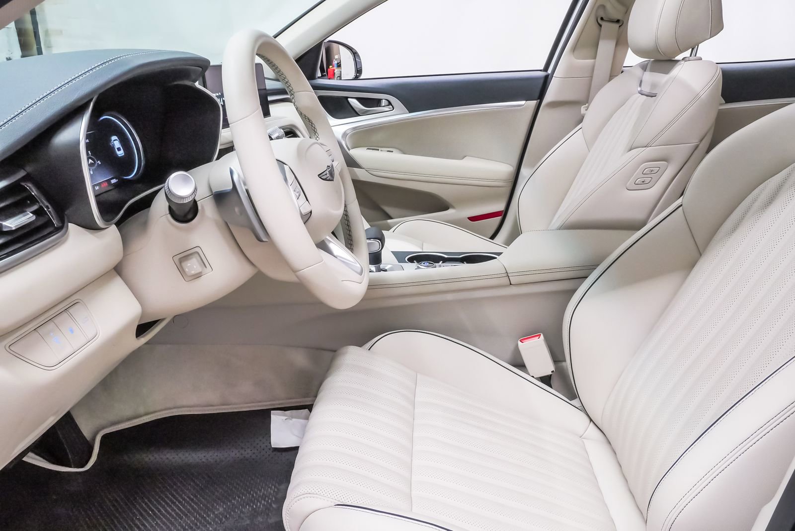 Certified 2026 Genesis G70 2.5T Prestige image 9