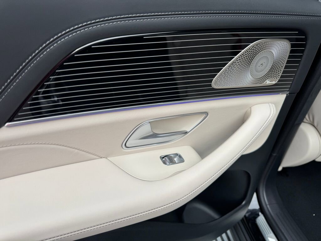 New 2026 Mercedes-Benz GLE 63 AMG S image 16