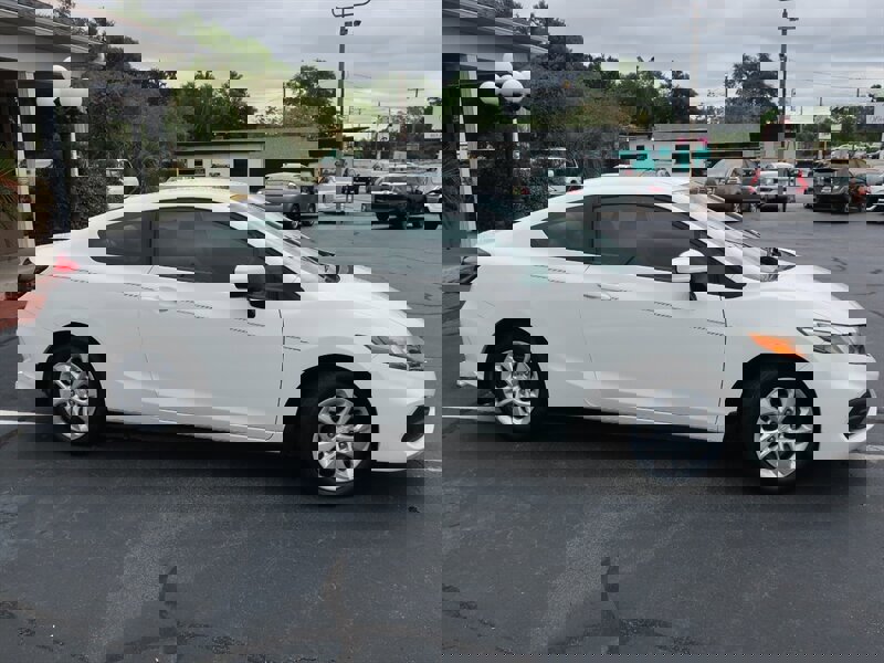 Used 2015 Honda Civic LX image 4