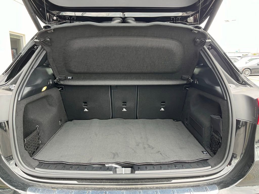 Used 2025 Mercedes-Benz GLA 250 4MATIC image 50