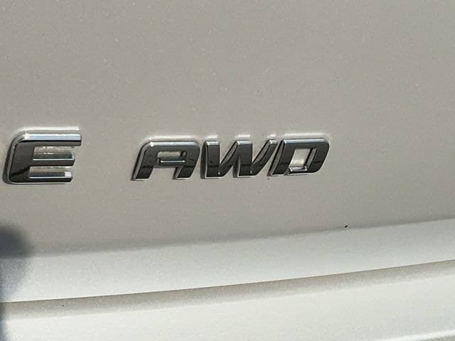 Used 2022 Chevrolet Traverse High Country AWD/4WD image 42