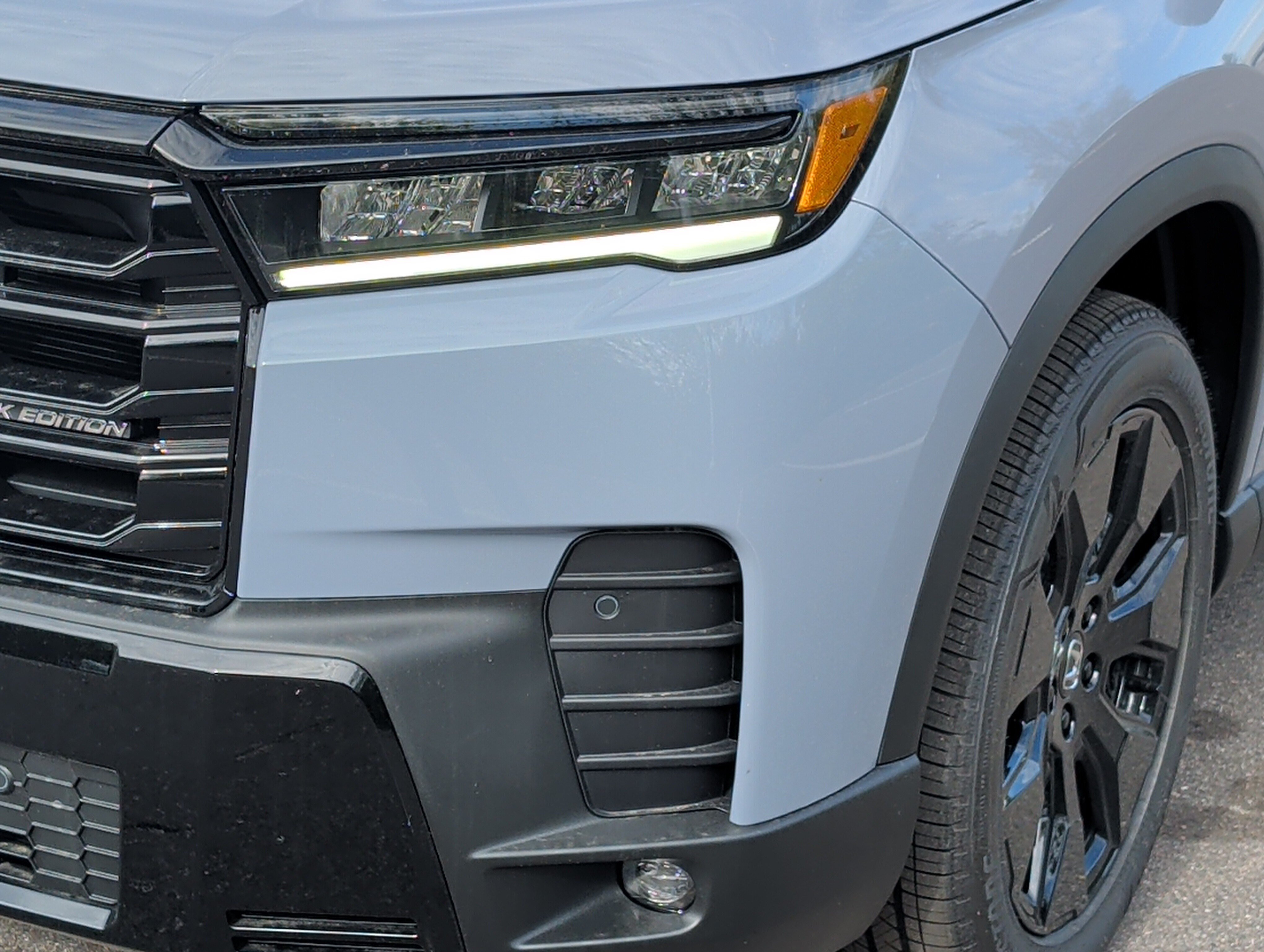 New 2026 Honda Pilot Black Edition image 16
